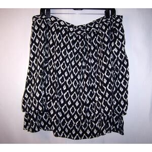Dress Barn Women's 2X Plus 2-Tiered Skirt Black and White Pattern